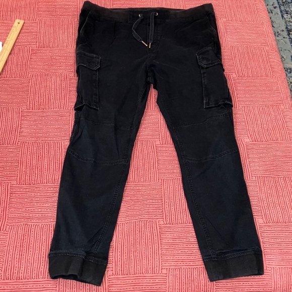 H & M men’s size Large skinny fit black cargo pants - FADED - Picture 1 of 16